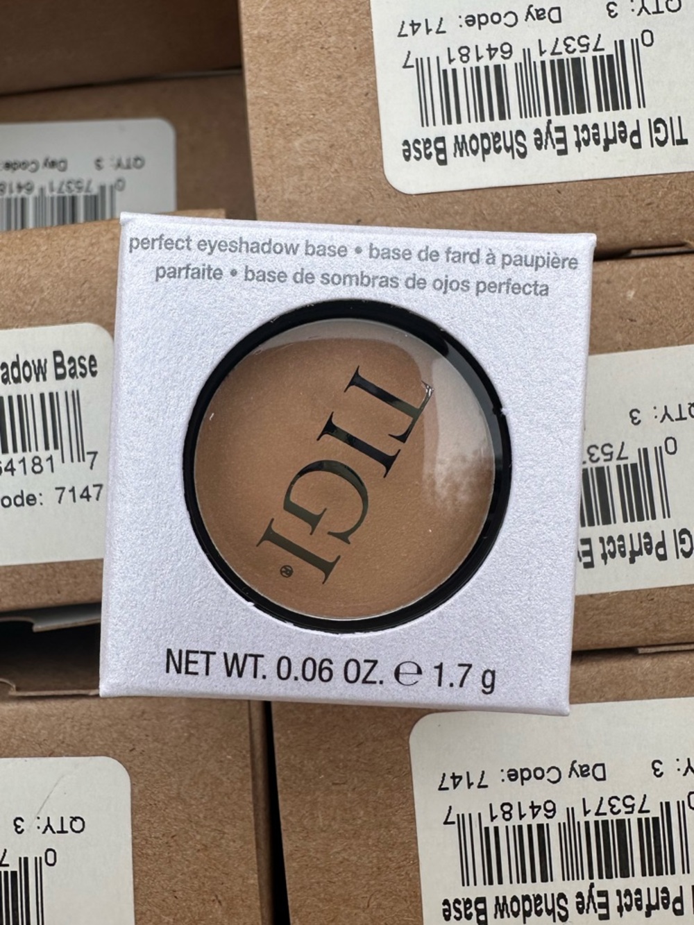 TIGI Cosmetics- Perfect Eyeshadow Base